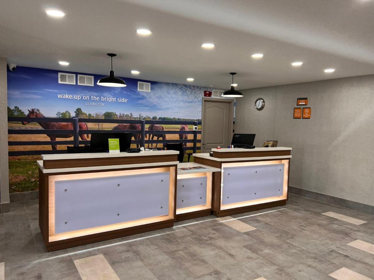 La Quinta Inn Lexington-Horse Park Dış mekan fotoğraf
