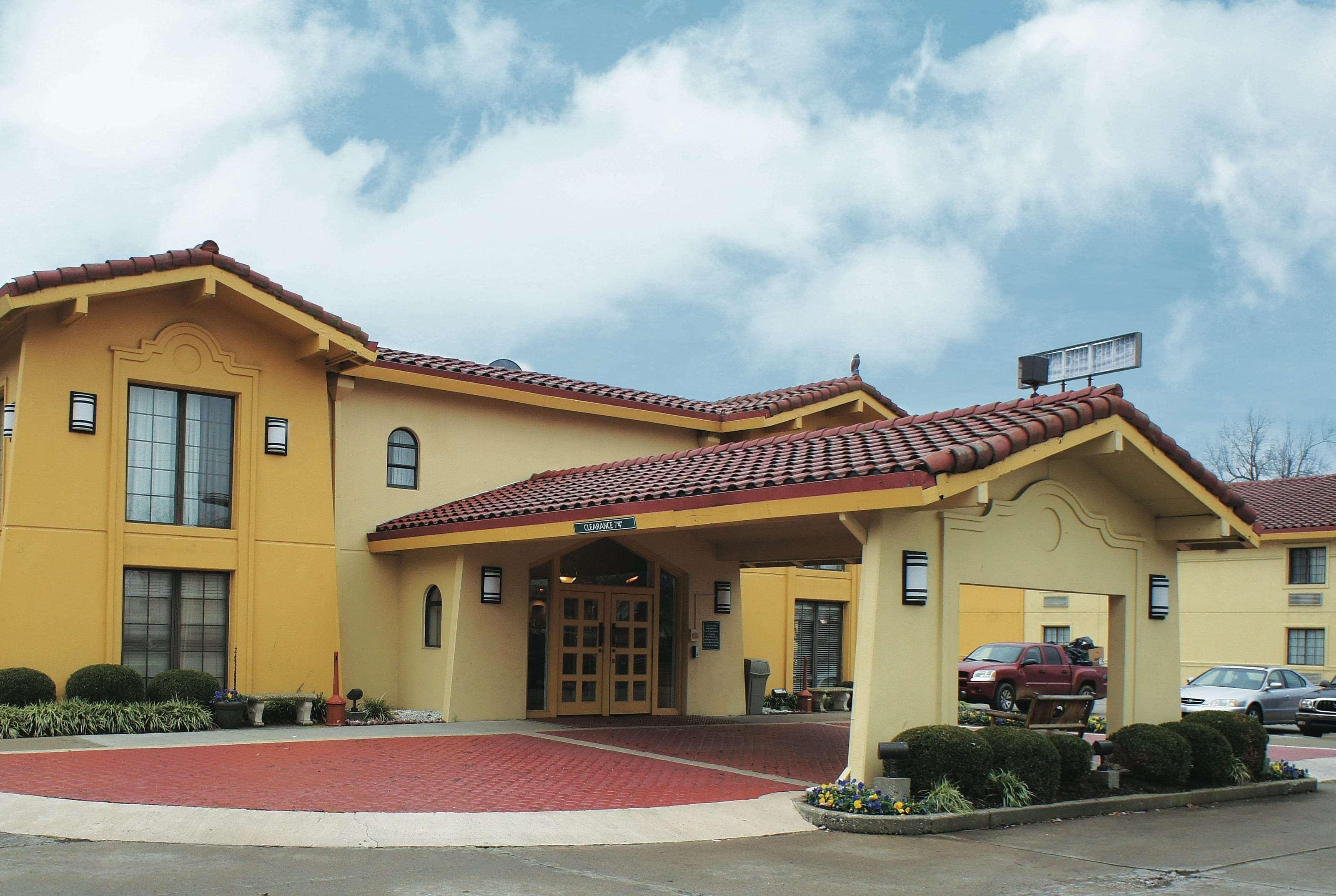La Quinta Inn Lexington-Horse Park Dış mekan fotoğraf