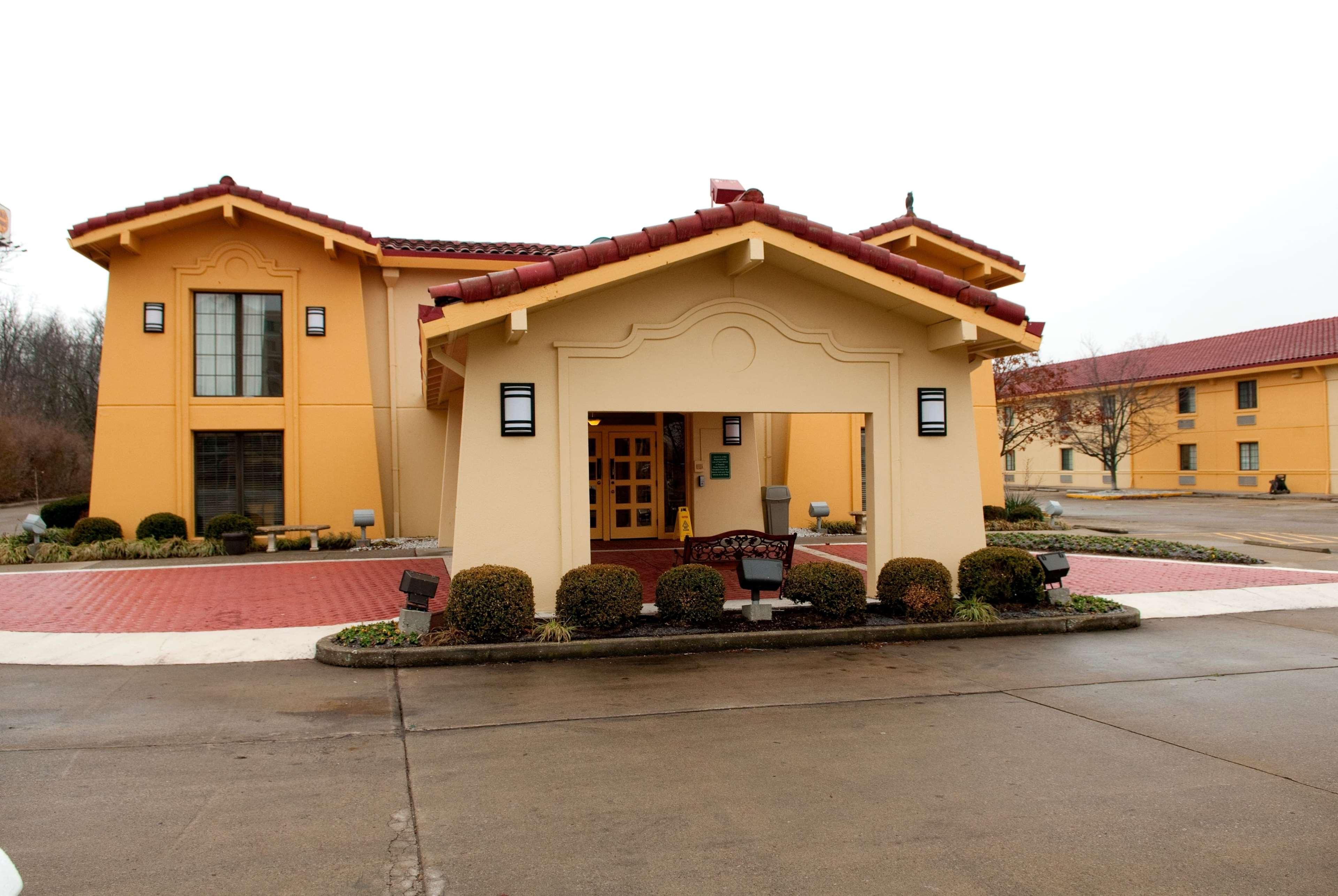 La Quinta Inn Lexington-Horse Park Dış mekan fotoğraf